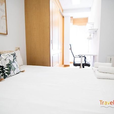 סנטיאגו דה קומפוסטלה Bright Entire Apartment- Gp 1A מראה חיצוני תמונה